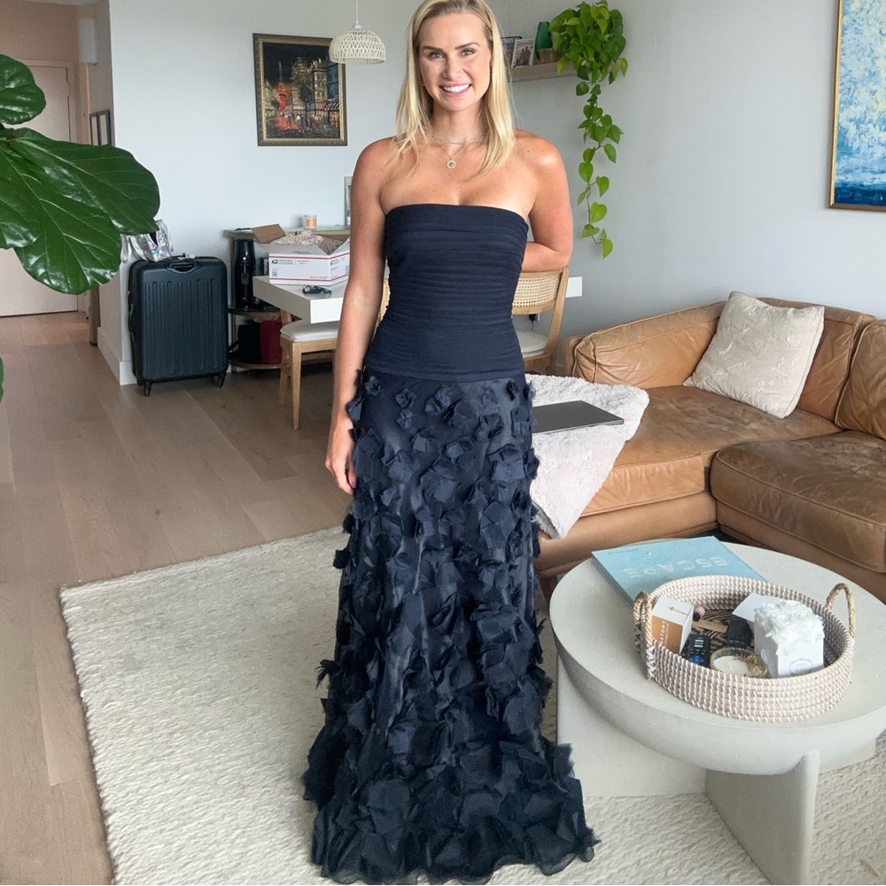 Tadashi Shoji strapless Navy Silk Ruffle Gown 2